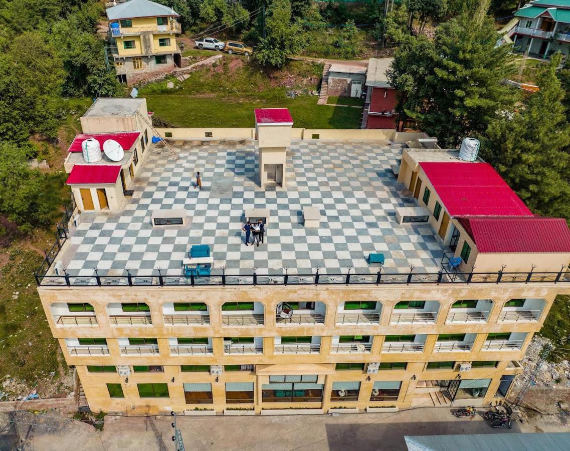 Shelton Suites Bhurban Extérieur photo