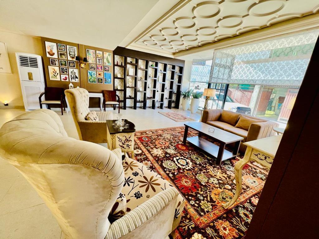 Shelton Suites Bhurban Extérieur photo