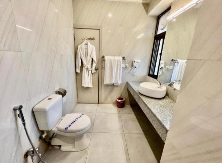 Shelton Suites Bhurban Extérieur photo
